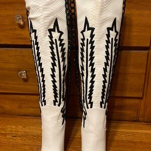 Cowboy Boots w/Chain